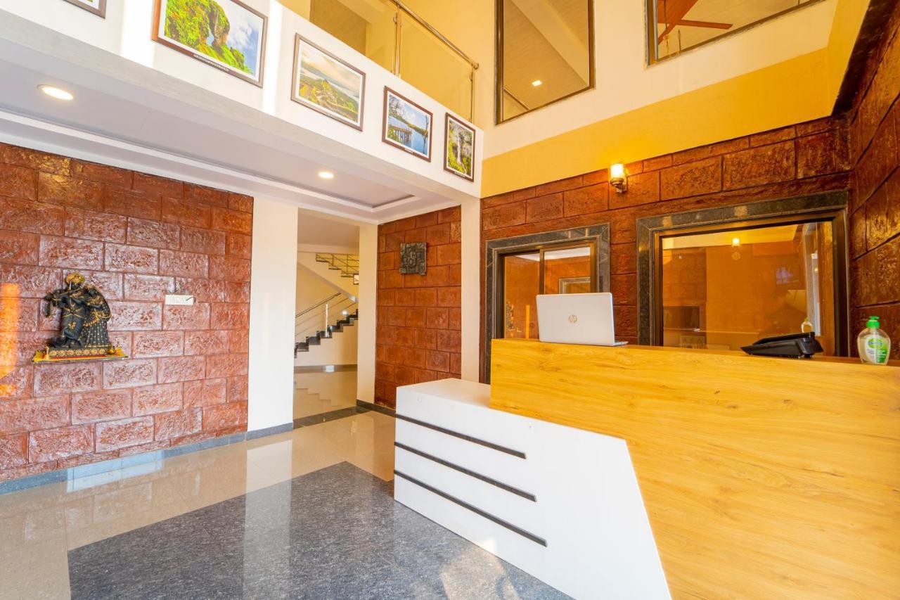 Vrindavan Resort Mahābaleshwar Dış mekan fotoğraf