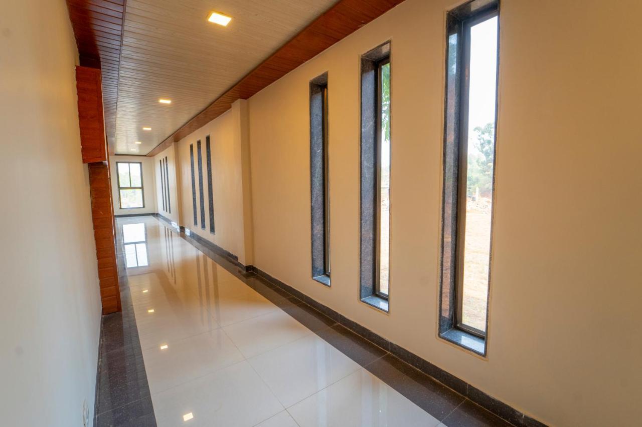 Vrindavan Resort Mahābaleshwar Dış mekan fotoğraf